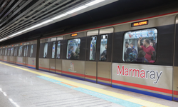 Marmaray arızalandı insanlar çileden çıktı!