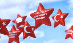 Ünlü isimlerin 29 Ekim Cumhuriyet Bayramı paylaşımları