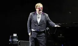 Elton John: Görme yetisini kaybetti