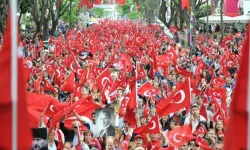 Cumhuriyet 102 yaşında: Yeniden demokratik ve laik cumhuriyet özlemiyle...