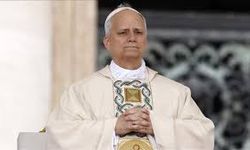 Papa geliyor, pap-aaa! l İsmet Orhan yazdı...