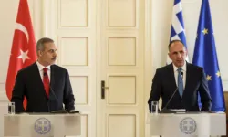 Yunan Bakan Dendias’tan Japonya’ya Ege şikâyeti: “Sizinle benzer zorluklar yaşıyoruz”