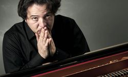 Fazıl Say: Kafayı kaldırın, dünya krize gidiyor