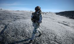 Danimarka ve NATO, ABD'ye karşı Grönland'a asker gönderdi