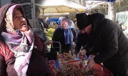 Pazarda Hayat Pahalı, Sofra Boş