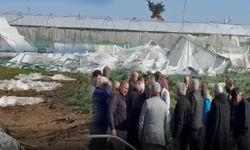 Mersin’de Fırtına Serayı Vurdu: Çiftçi Destek Bekliyor