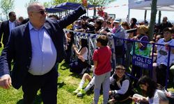 Edremit'te uçurtmalar özgürlüğe uçtu