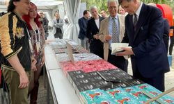 İzmir'de bahar kitapla geldi: İZKİTAP kapılarını actı