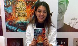 Esra Turan son romanı “Dünyanın Son Işığı”nı anlattı