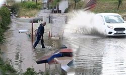 Bakanlık peş peşe uyardı: 12 ilde fırtına ve sel alarmı!