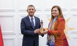 Burcu Köksal e-Devlet’ten CHP’yi sildi: Ak Parti yolu açıldı!