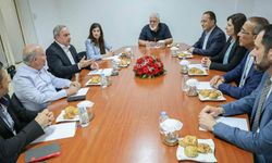 CTP ve AKEL Kıbrıs için yeniden masada