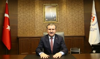 Osman Aşkın Bak kimdir?.. Osman Aşkın Bak biyografisi