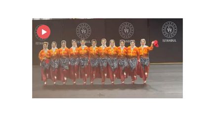 Türk Halk Oyunları Yarışması’nda 30 yöre Anadolu’yu sahneye taşıdı: İzle