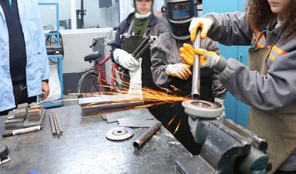 KO-MEK'te ücretsiz eğitim alanların sayısı 1 milyonu aştı