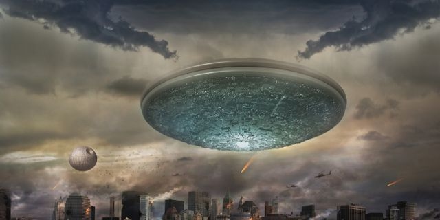 ABD'ye 3 gündür UFO'lar mı saldırıyor?