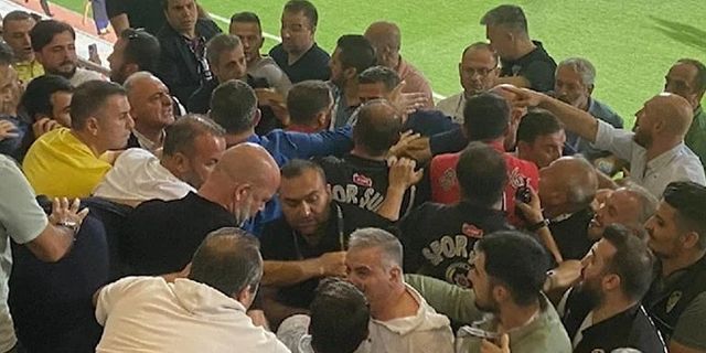 Ankaragücü-Kasımpaşa maçında yumruklu kavga