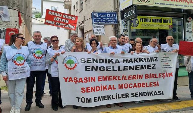 Emeklilerden 'sendika' eylemi