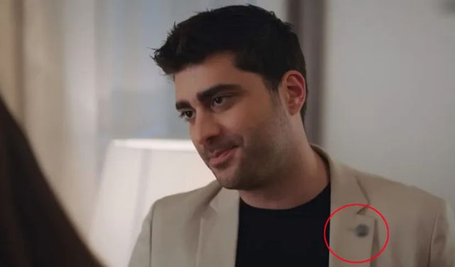 Atatürk rozeti sansürlendi iddiası