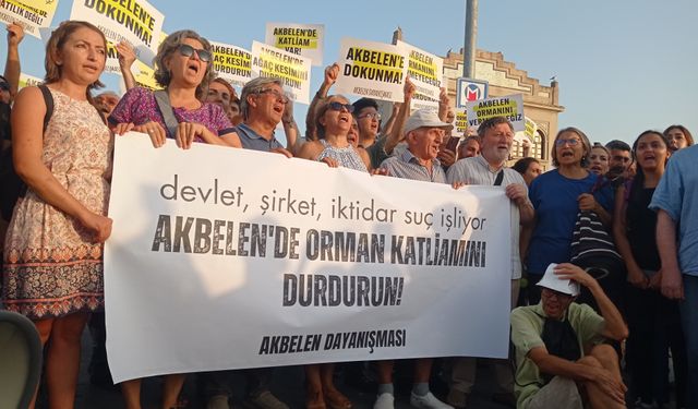 İstanbul'da 'Akbelen'e dokunma eylemi