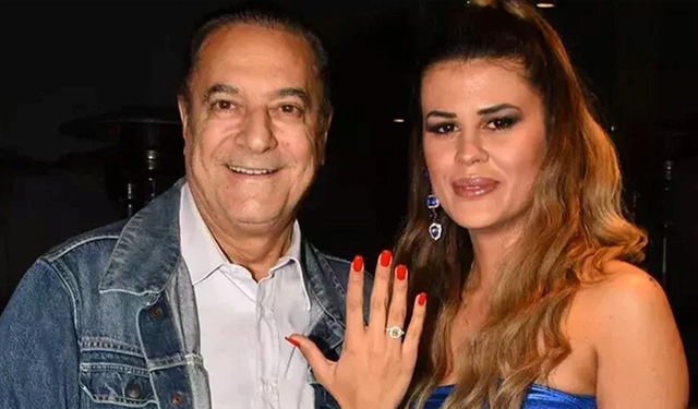 Mehmet Ali Erbil'e sevgilisinden sevimli hediye