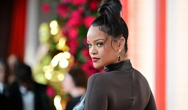 Rihanna yıllar sonra ilk kez profil fotoğrafını değiştirdi