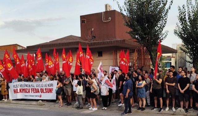 Komünistler Ülker'in önünden seslendi: Holdinglerin karları halkımıza feda olsun!