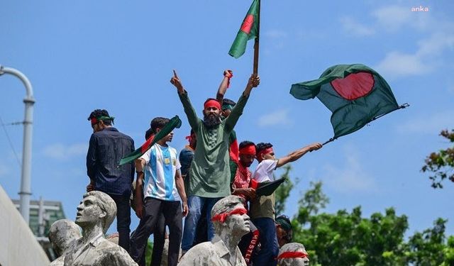 Bangladeş’te öğrenci zaferi: Parlamento feshedildi, geçici yönetim kurulacak