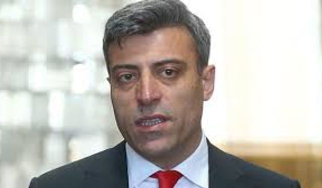Yenilik Partisi, mühürsüz oylar için mahkemeye başvurdu