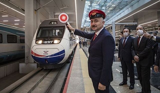 Hızlı tren ihalesi - Cüretlerinin ve cesaretlerinin kökeni l Yusuf Fidan yazdı...