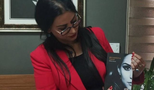 Gülcan Eren ile ‘Bir Narsistle Yaşam’ üzerine: Yaşanmışlıkları inkâr etmeden yazıyorum