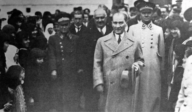 Bir askerin gururlu yürüyüşü: Atatürk’ün gölgesinde dünya l Suat Umutlu yazdı...
