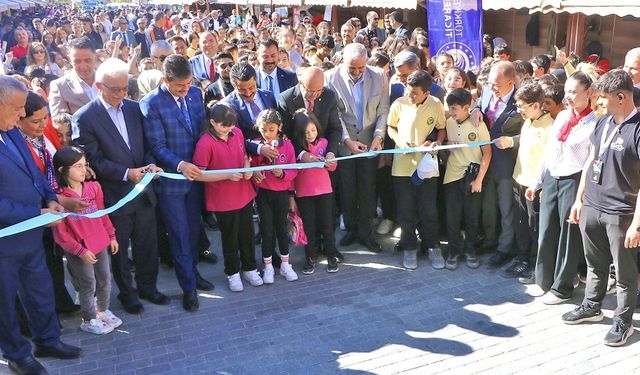 Kırşehir’de 38. Ahilik Haftası: Kitap fuarı, yarışmalar ve konserlerle devam ediyor