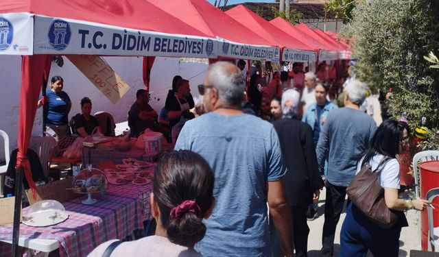 Akköy’de festival bereketi: Ege lezzetleri görücüye çıktı