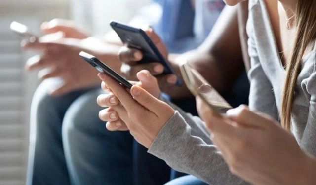 Kayıtsız telefonlar kapanıyor: Tarih verildi