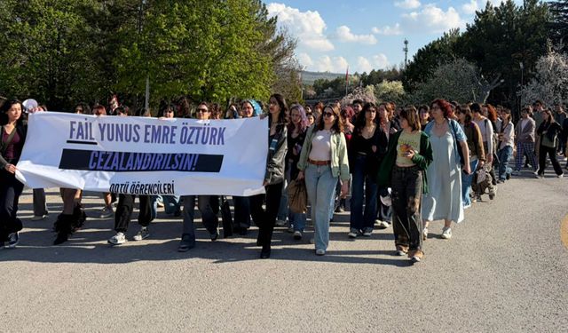 ODTÜ’de öğrenciler Yunus Emre Öztürk’ kararını protesto etti