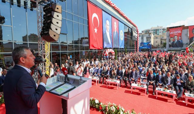 Özel’in katılımıyla Buca'da 16 büyük proje hizmete açıldı