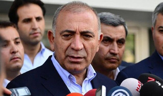 CHP’de Taşlar Yerinden Oynadı! Gürsel Tekin’in Görevine Son Verildi