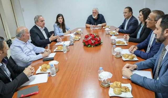 CTP ve AKEL Kıbrıs için yeniden masada