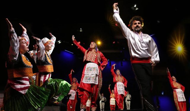 Erkan Aydoğan :Türk halk dansları bir kültür mirasıdır