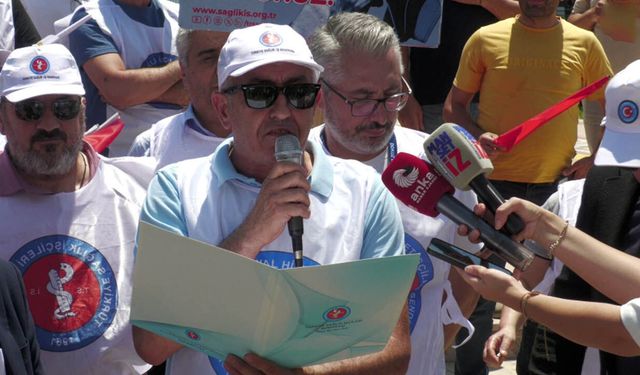 Dokuz Eylül işçileri rektörlüğe yürüdü: Artık yeter!