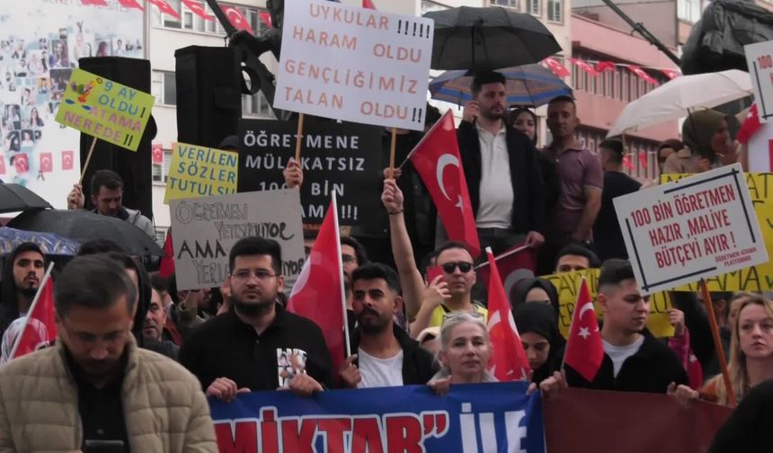 Atanamayan öğretmenler Ankara’da eylem: Görevimizi yurdumuzun her köşesinde yapmaya hazırız
