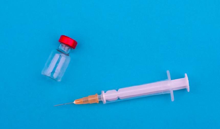 Bakan Koca'dan  'Ücretsiz HPV aşısı ne zaman uygulanacak' sorusuna yanıt