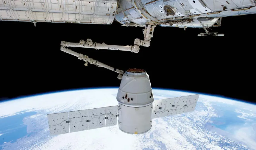 SpaceX: Yeni bir Truva atı mı? l Suat Umutlu yazdı...