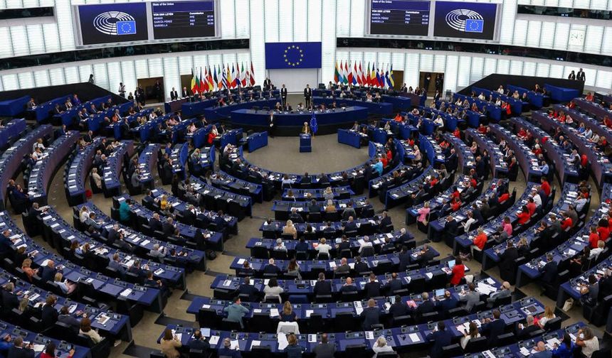 Avrupa Parlamentosu’ndan Yapay Zeka Freni