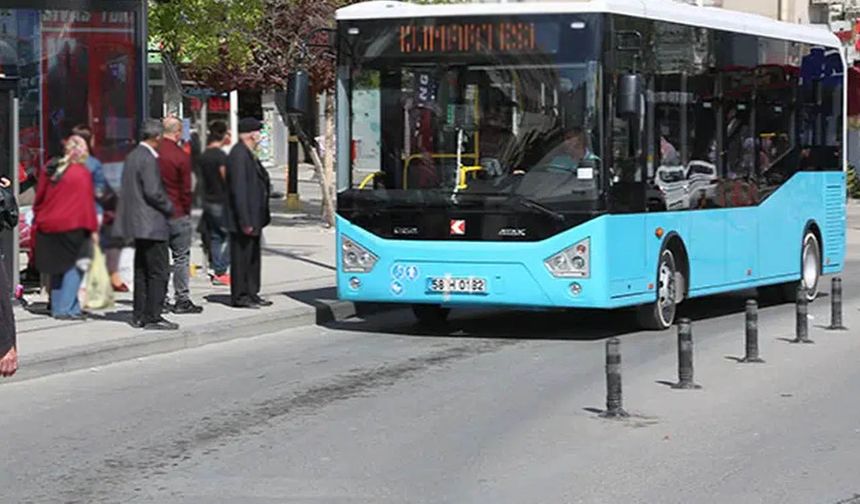 Bir Yılda 3 Bin 365 Kez Otobüse Bindi