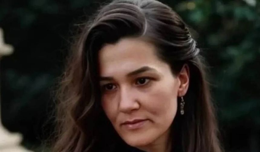 öğrencisi öğretmenini sırtından bıçakladı!