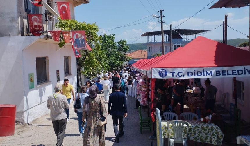 Ege lezzetleri Akköy’de görücüye çıktı