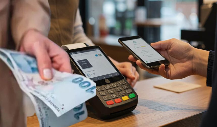 Kart harcamaları nakiti solladı