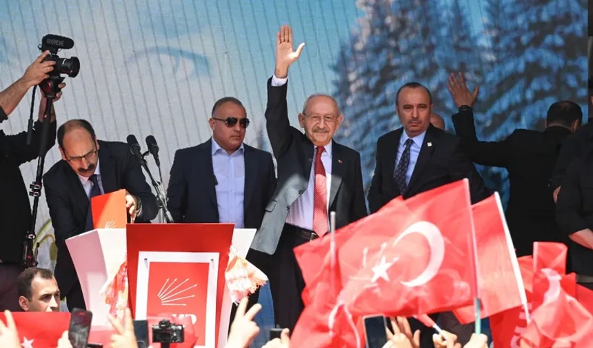 Kılıçdaroğlu 2,5 Yıl Sonra Genel Merkezde Kürsüye Çıktı